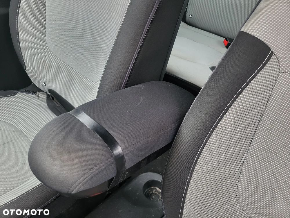 Renault Captur (ENERGY) dCi 90 EDC INTENS - 21