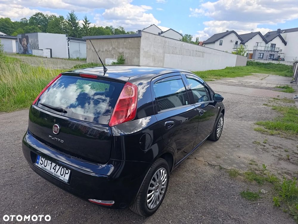 Fiat Punto 1.4 Young - 3