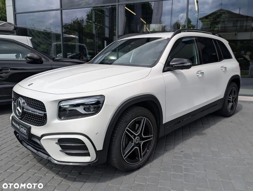 Mercedes-Benz GLB 200 Progressive 7G-DCT - 2