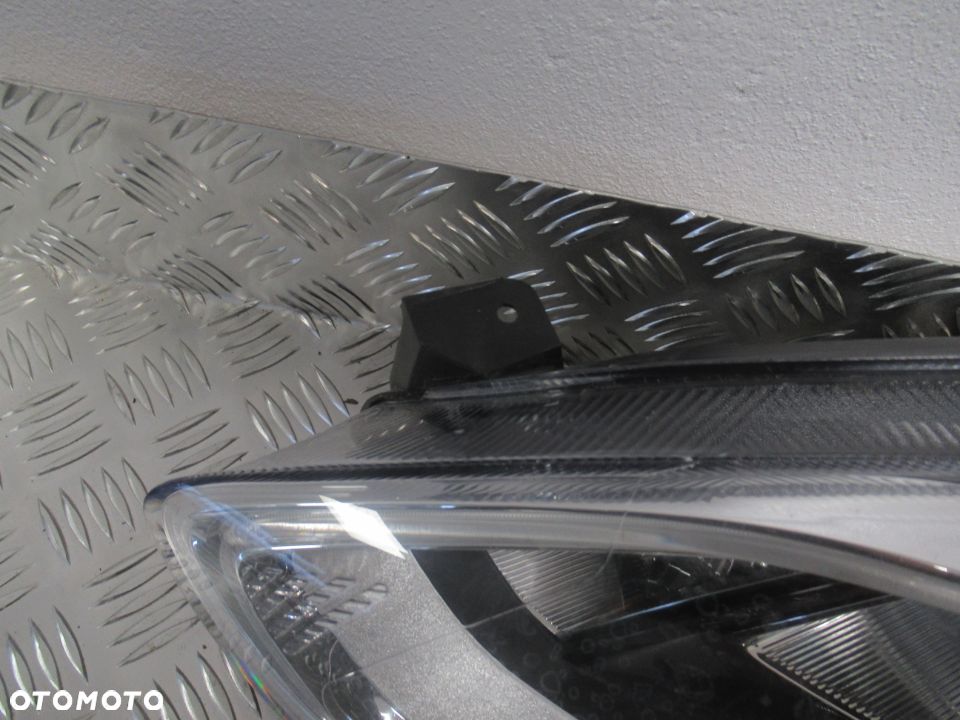 LAMPA PRZEDNIA PRZÓD PRAWA LEWA FORD FIESTA MK8 SOCZEWKA L1BB-13E014-CC L1BB-13E015-CC 2017-2022 - 17