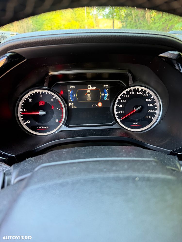 Isuzu D-Max 1.9 DSL 4x4 Double Cab AT Executive - 10