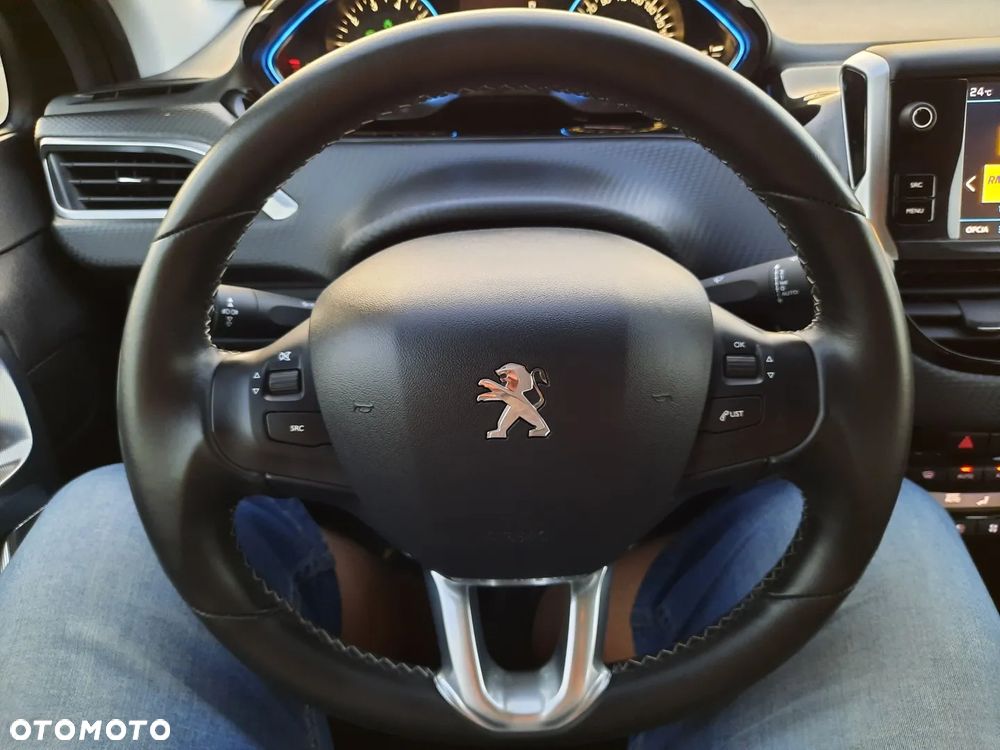 Peugeot 2008 PureTech 110 GPF Stop&Start EAT6 Style - 27