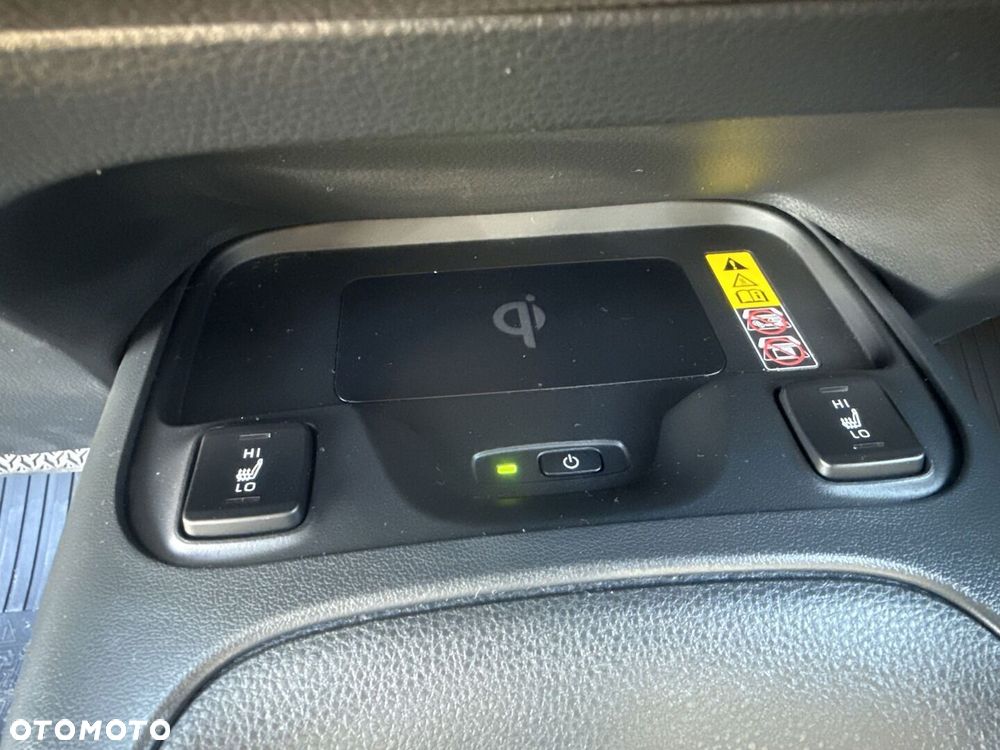 Toyota Corolla 1.8 Hybrid Comfort - 23