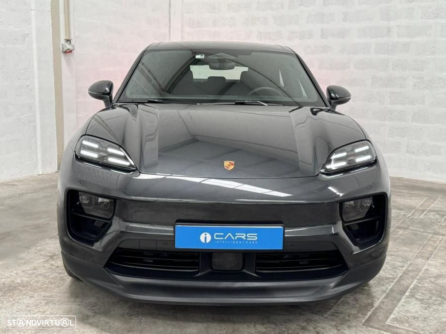 Porsche Macan Electric 4 - 9