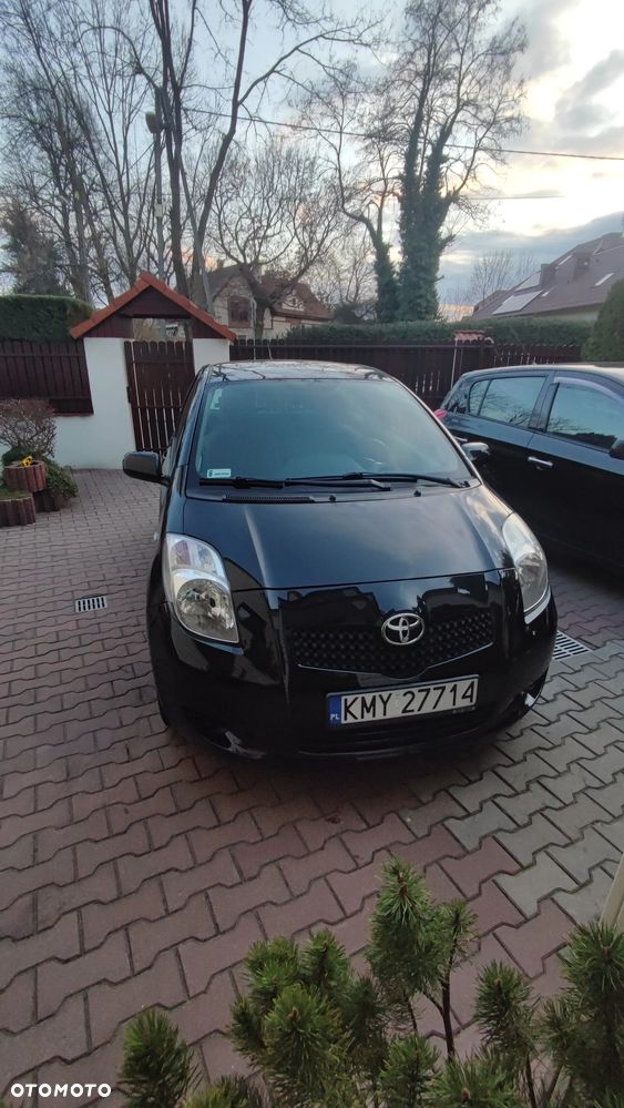 Toyota Yaris - 3