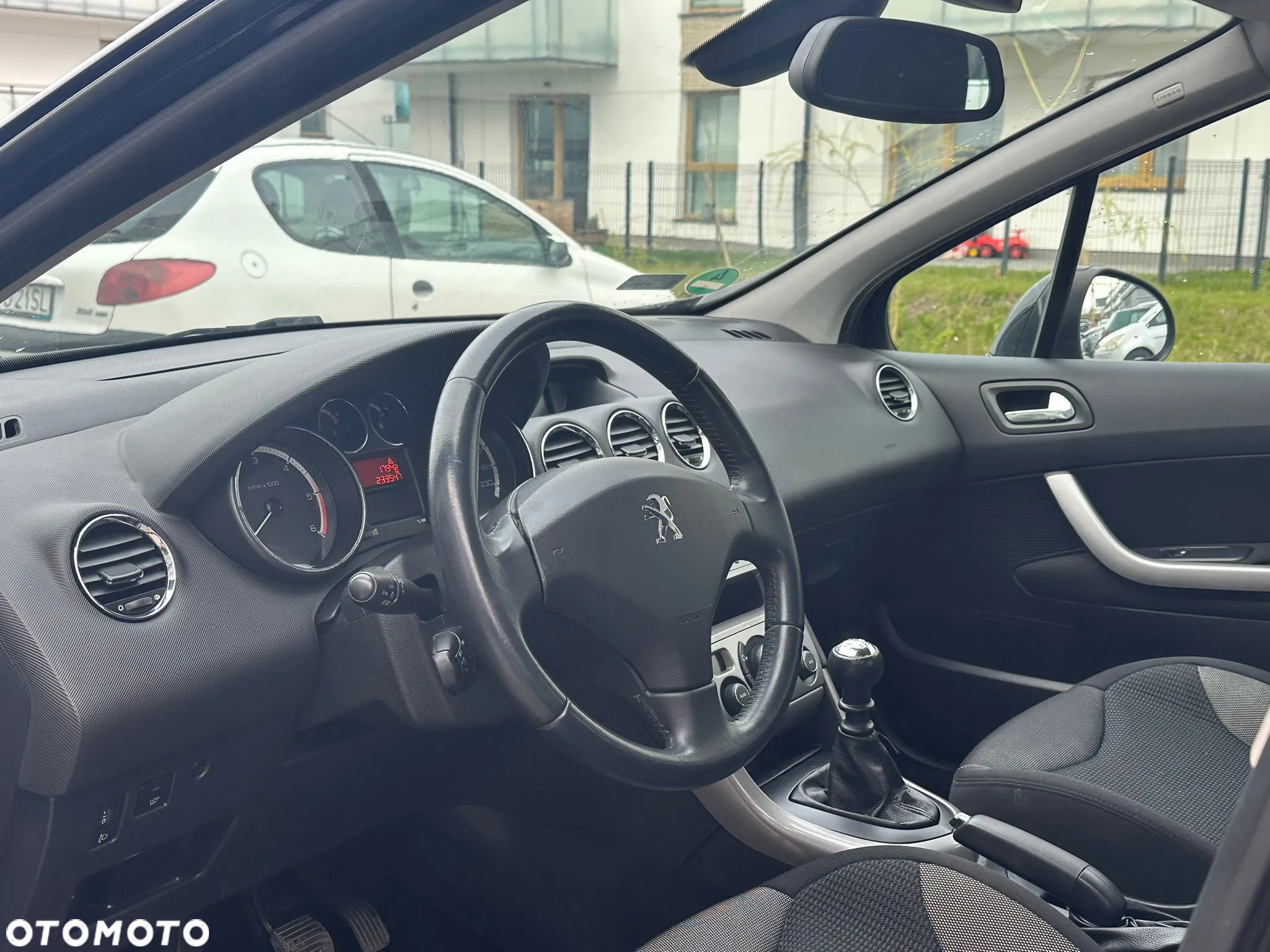 Peugeot 308 1.6 HDi Premium - 8