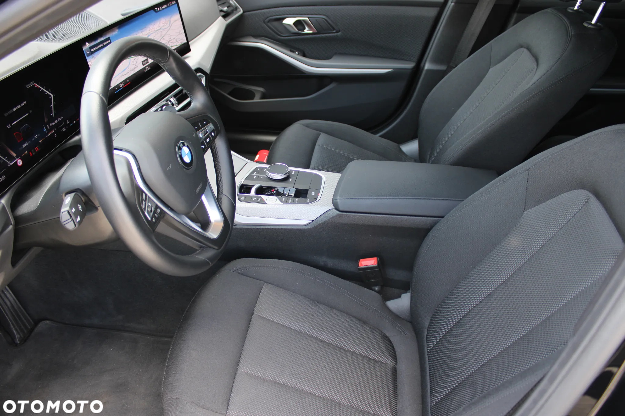 BMW Seria 3 318i - 14