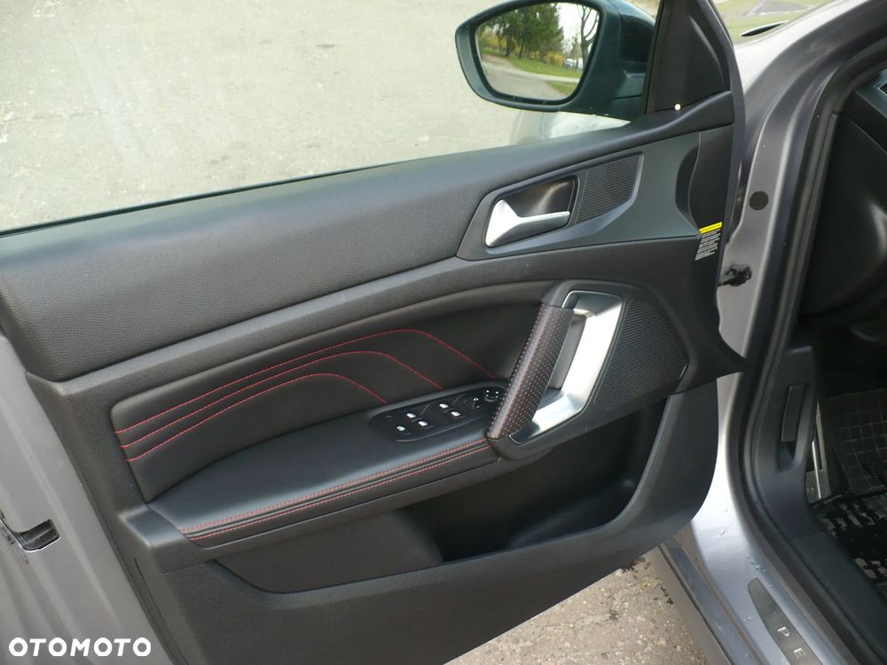 Peugeot 308 BlueHDi 180 EAT6 GT - 11