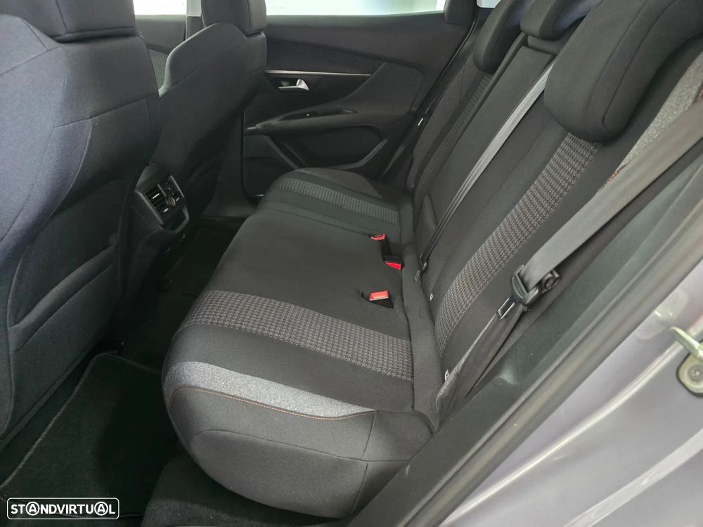 Peugeot 3008 PureTech 130 Stop & Start GPF EAT8 Active Pack - 19