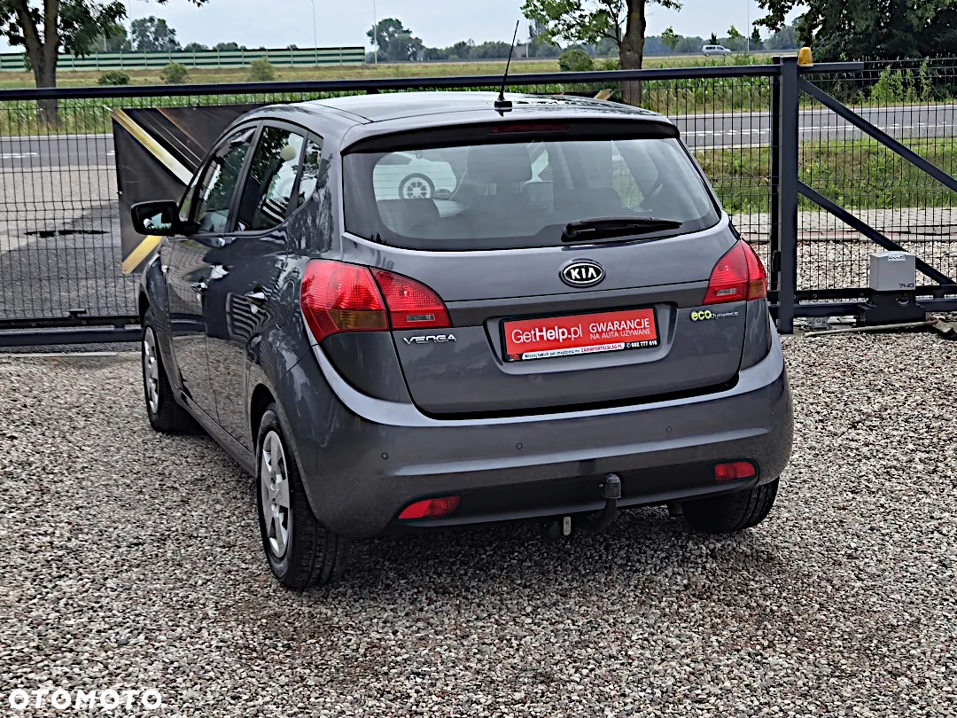 Kia Venga 1.4 L - 12