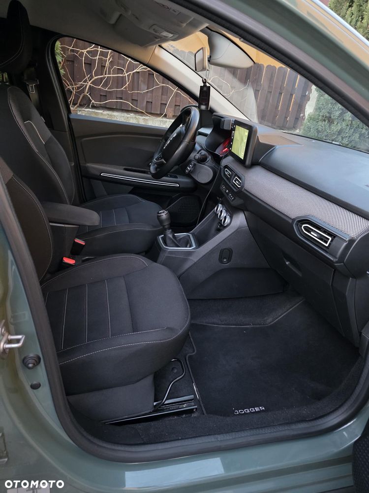Dacia Jogger 1.0 TCe SL Extreme 7os - 9