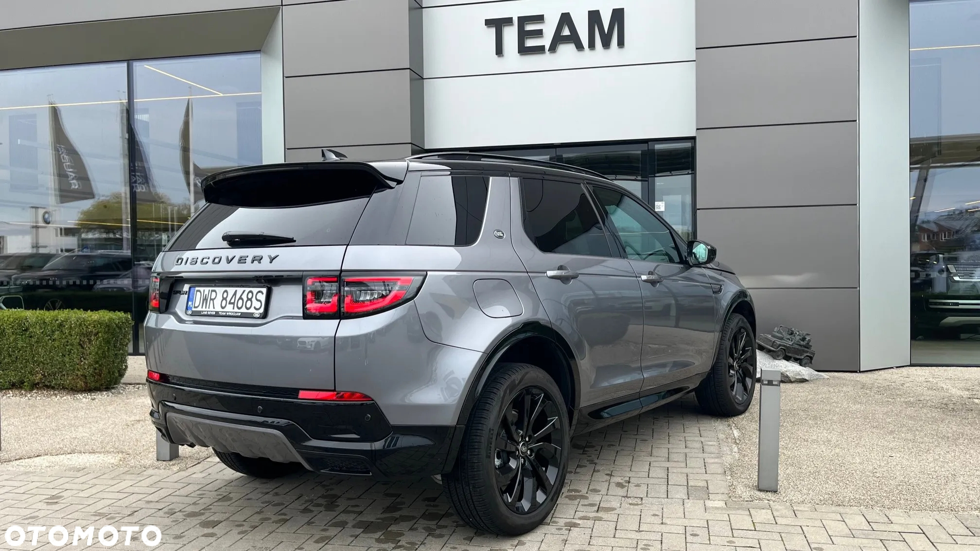 Land Rover Discovery Sport - 8