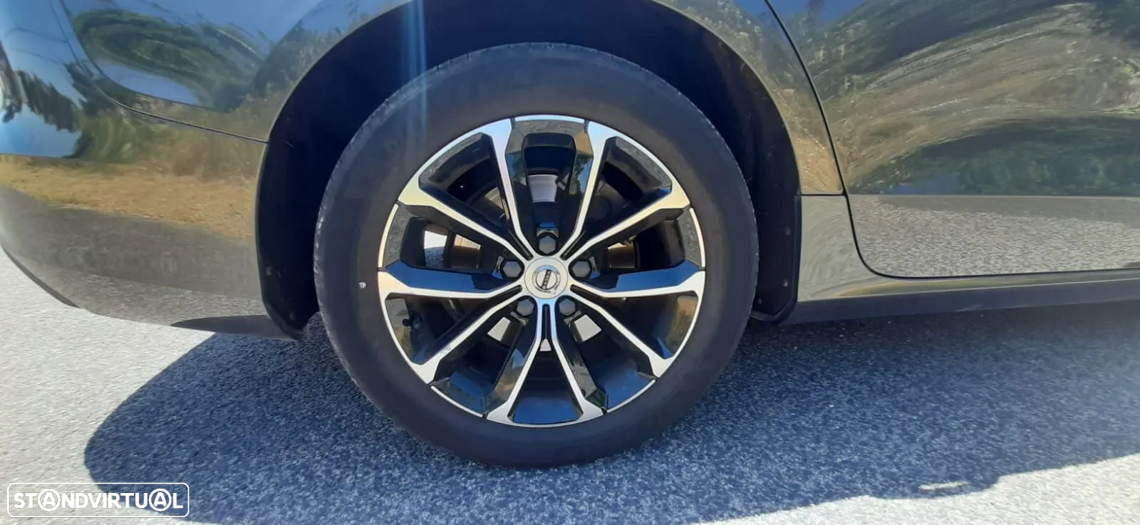 Volvo V60 2.0 D3 Momentum Geartronic - 11