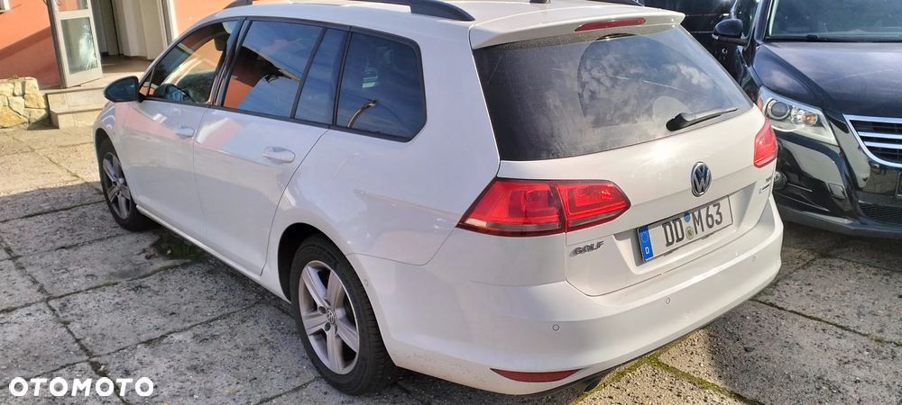 Volkswagen Golf 1.6 TDI DPF BlueMotion Technology DSG move - 3