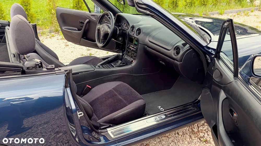 Mazda MX-5 1.6i 16V - 35