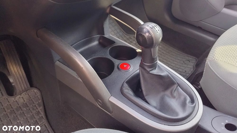 Seat Altea 1.6 Stylance - 12