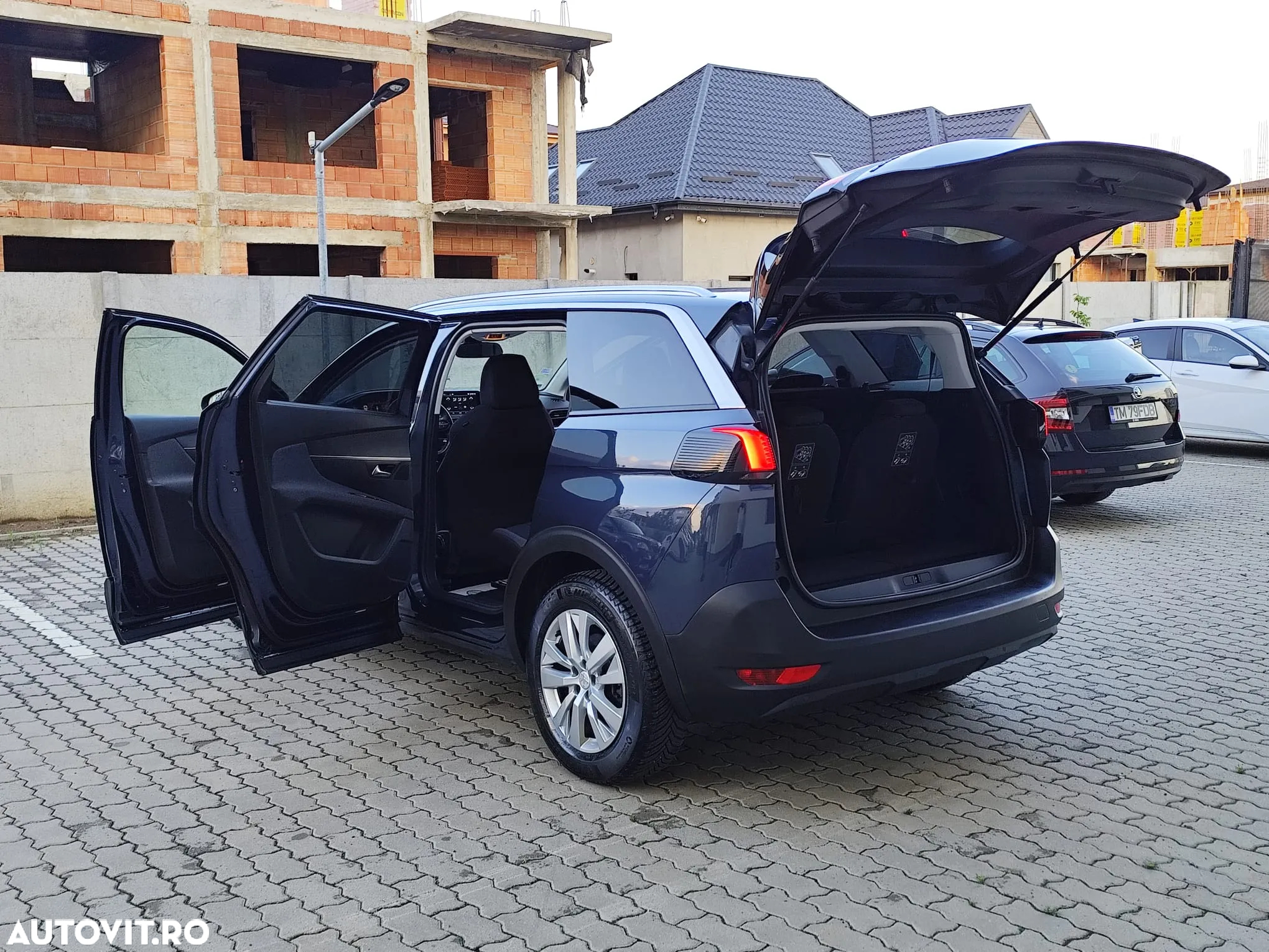 Peugeot 5008 - 5