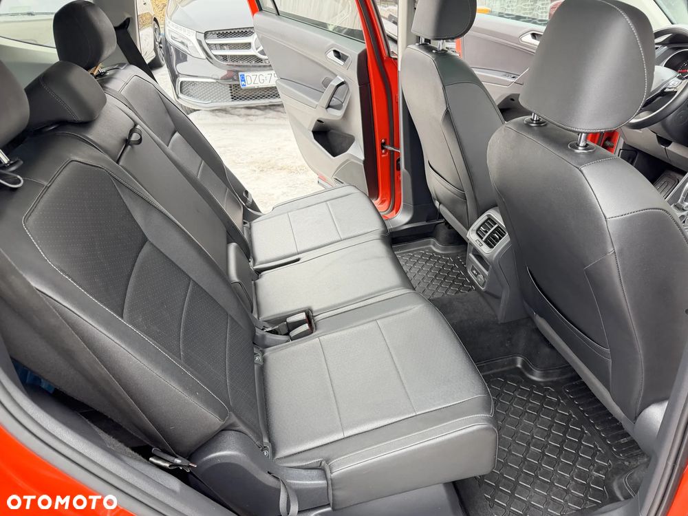 Volkswagen Tiguan - 9