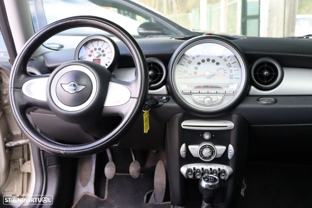 MINI 3 Portas One 1.4 - 10