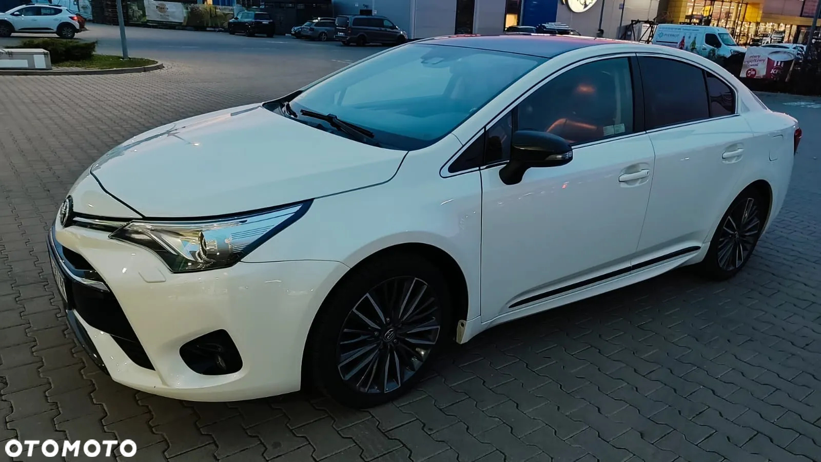 Toyota Avensis 1.8 Selection MS - 8
