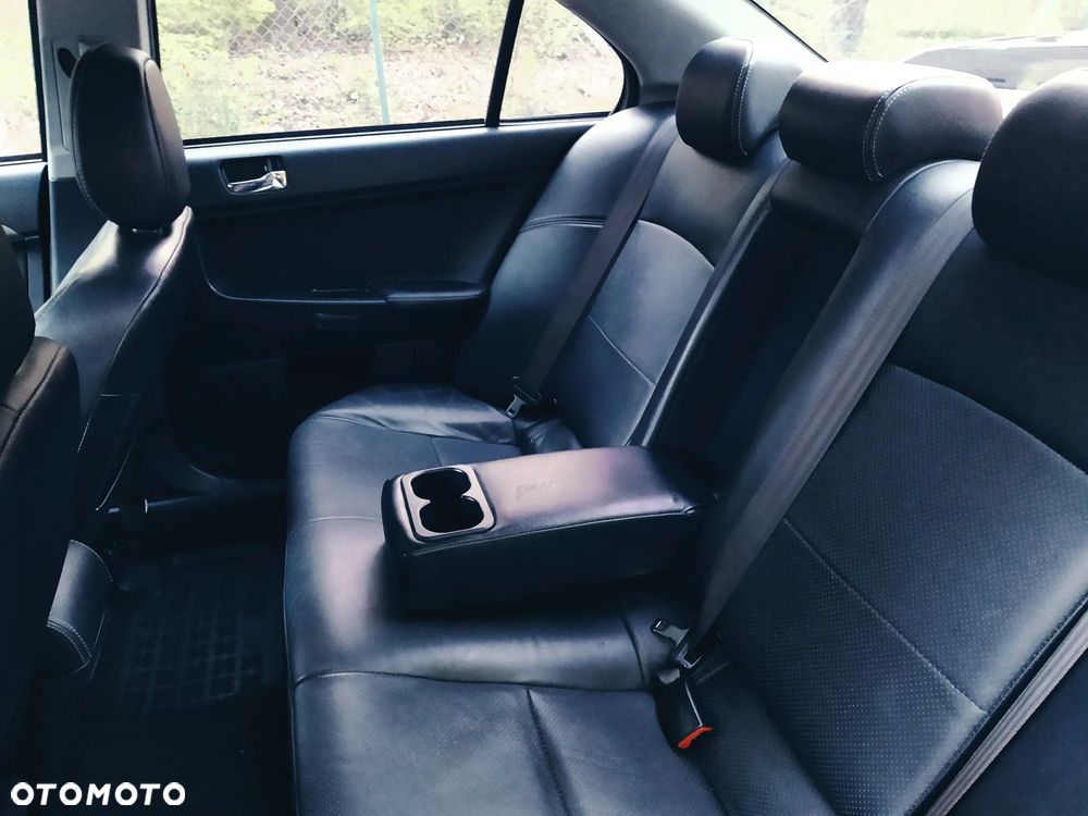 Mitsubishi Lancer 1.6 Intense - 5