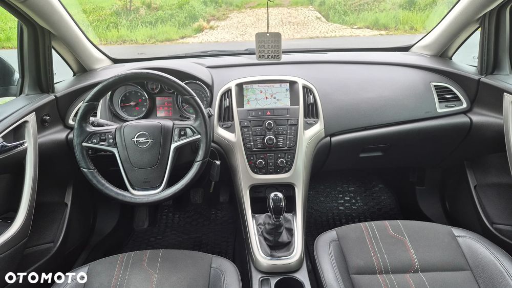 Opel Astra 1.4 T Cosmo - 18