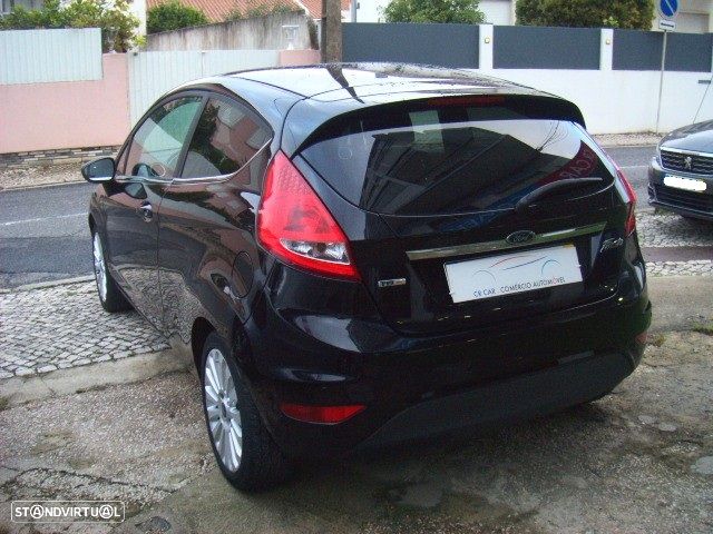Ford Fiesta 1.4 TDCI Titanium - 31