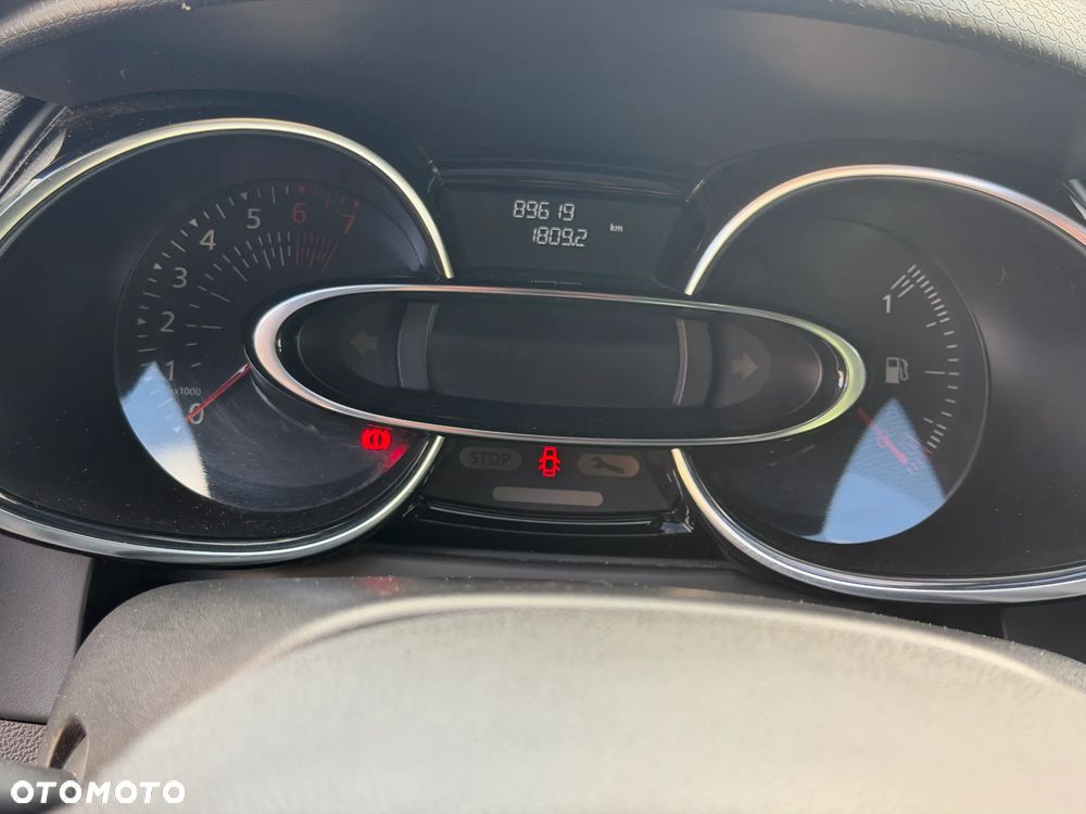 Renault Clio 1.2 16V Alize - 16