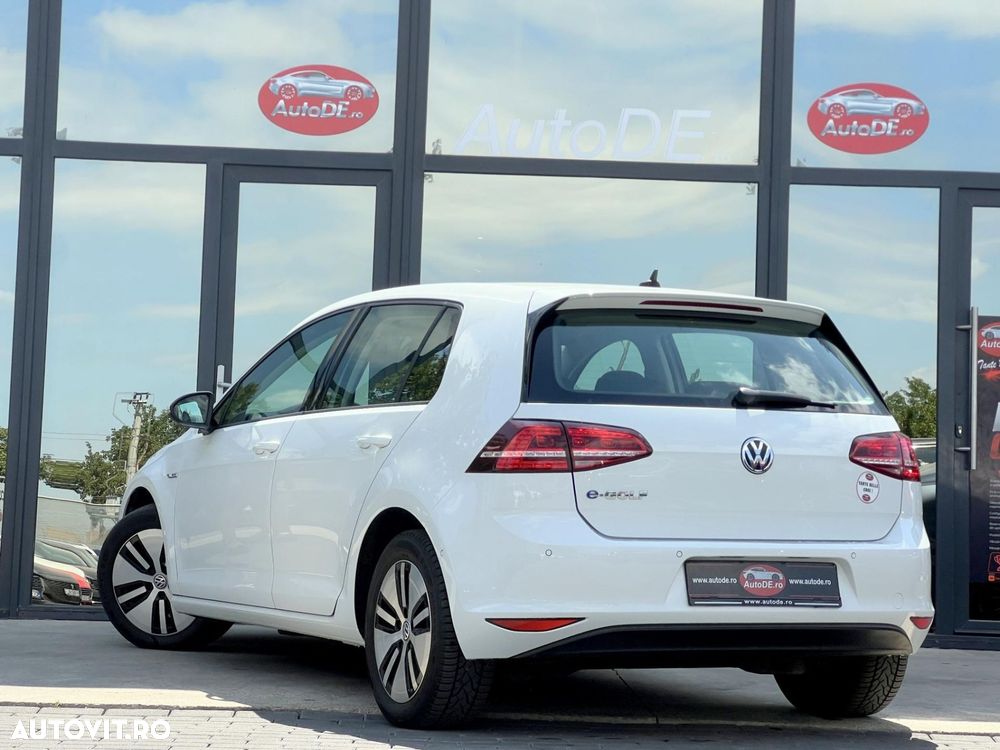 Volkswagen Golf - 3