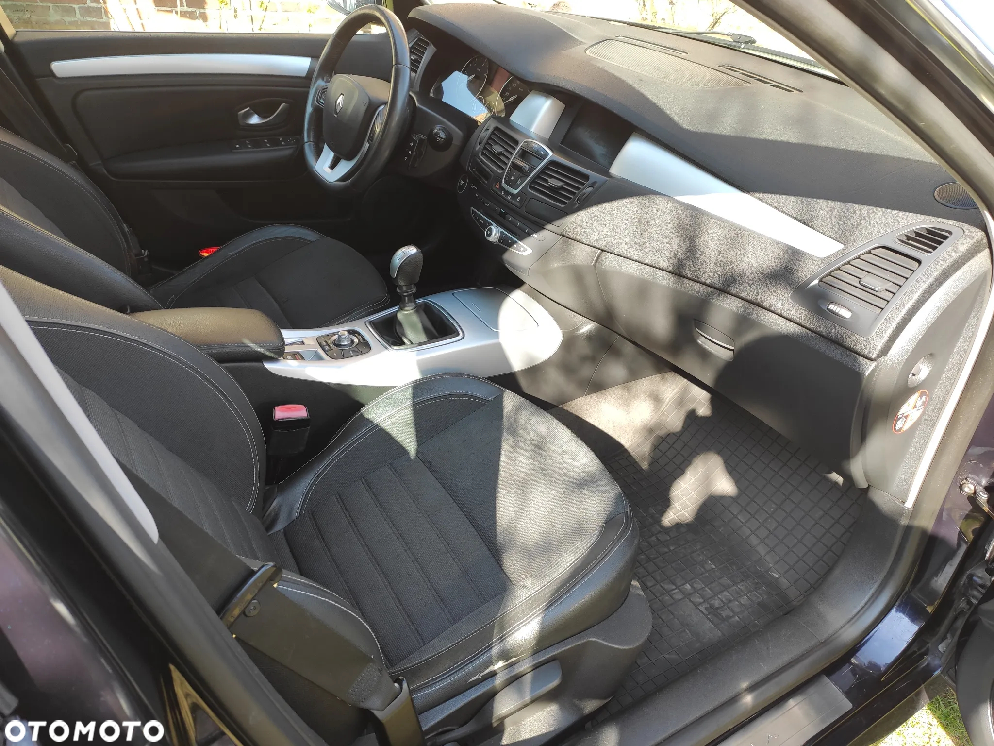 Renault Laguna 2.0 DCi Dynamique - 9