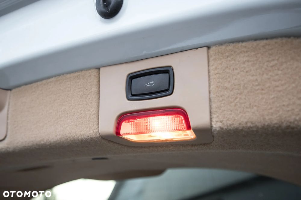 Porsche Cayenne - 12