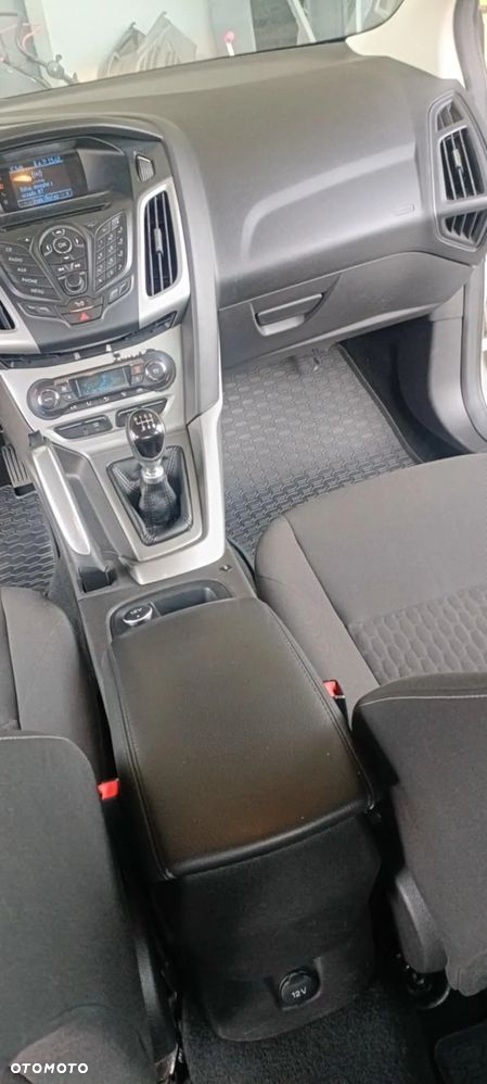 Ford Focus - 14