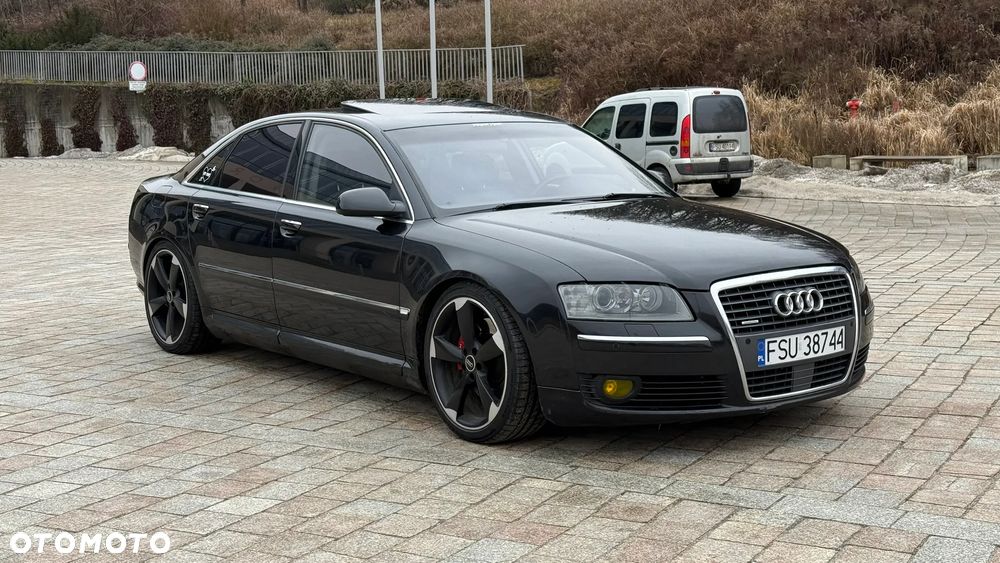 Audi A8 4.2 Quattro - 17