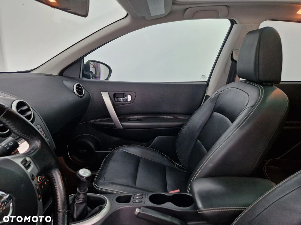 Nissan Qashqai 2.0 tekna - 23