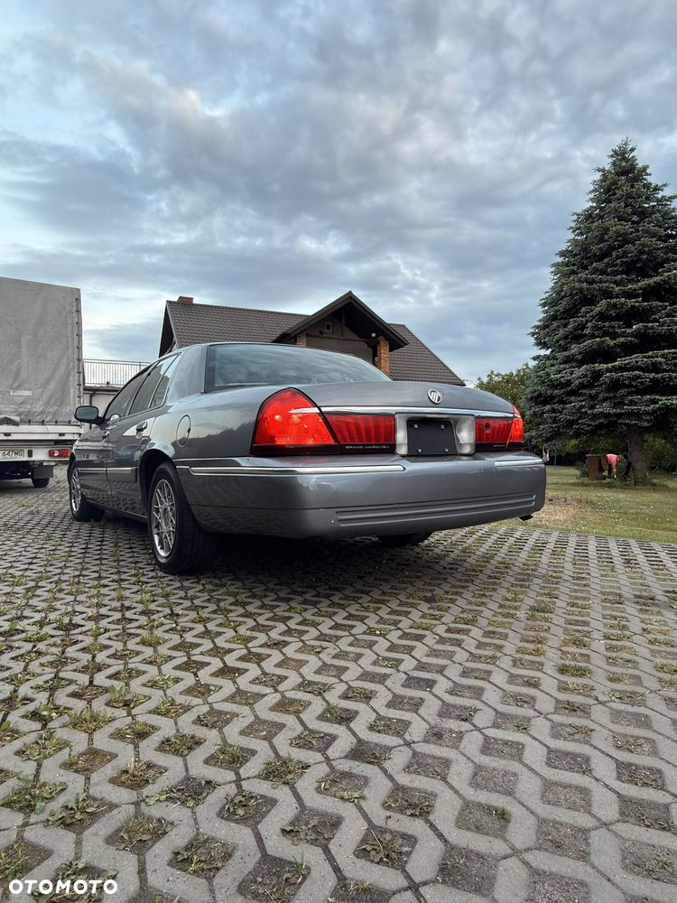 Mercury Marquis - 1