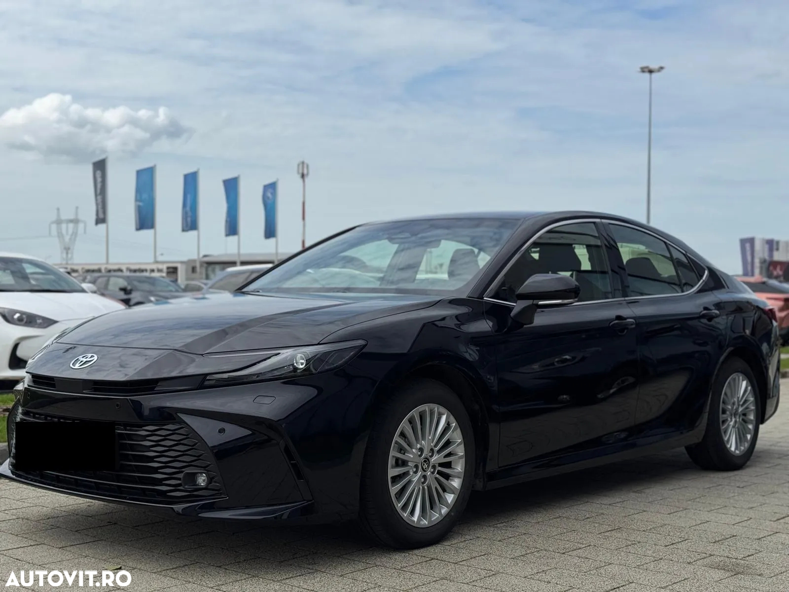Toyota Camry 2.5 HEV Comfort - 6