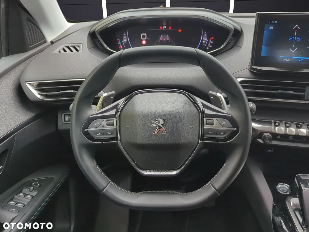 Peugeot 3008 1.2 PureTech Allure S&S EAT8 - 18