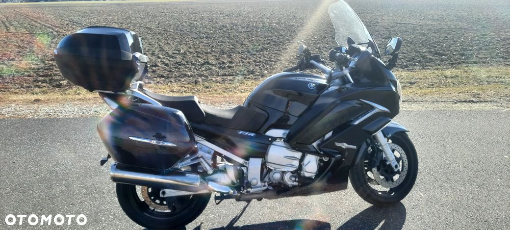 Yamaha FJR - 13