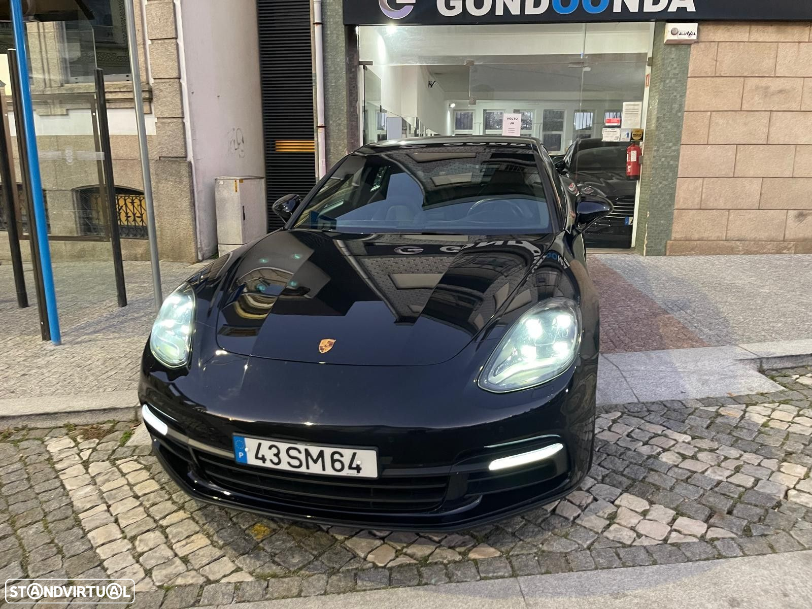 Porsche Panamera 4 S - 4