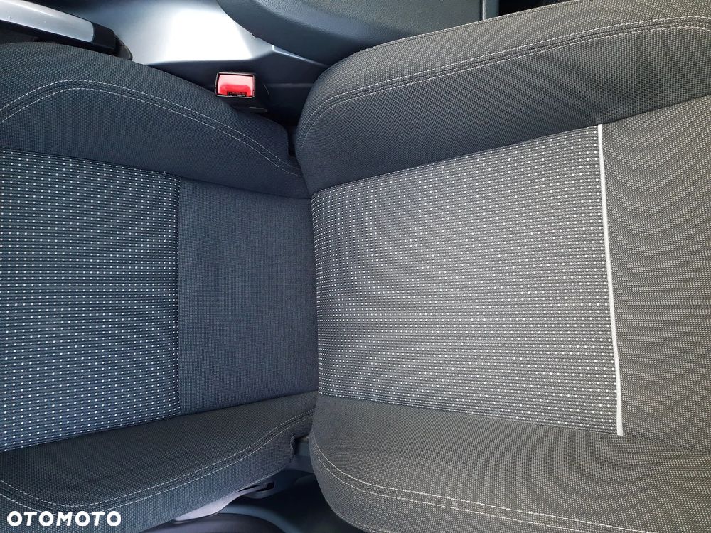 Ford C-MAX 1.6 TDCi Start-Stop-System Champions Edition - 23