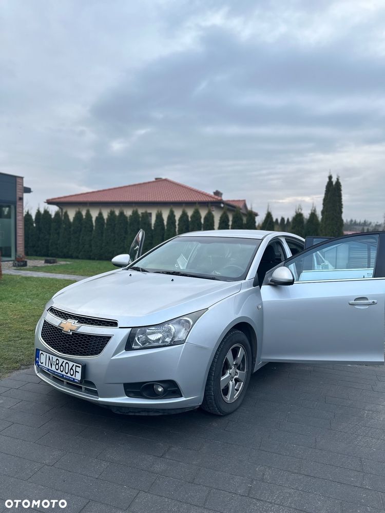 Chevrolet Cruze 1.8 LT - 10