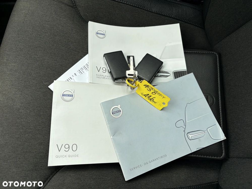 Volvo V90 D4 Geartronic Momentum Pro - 36