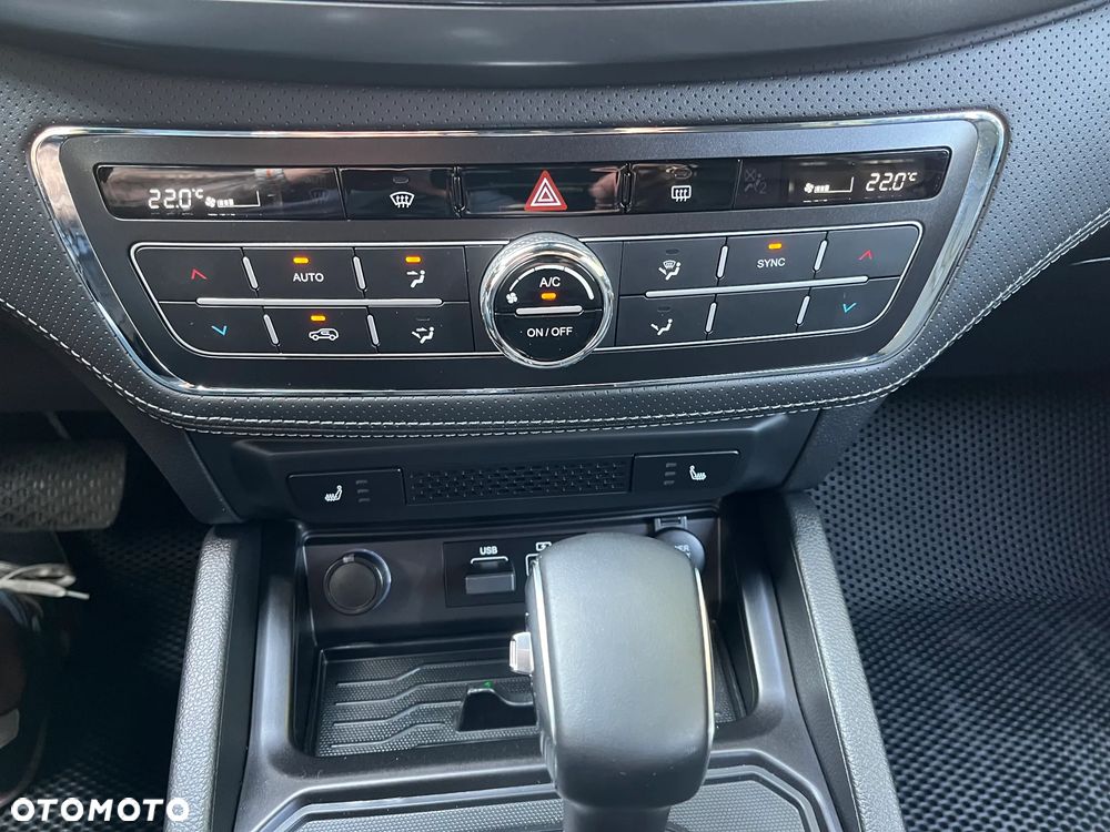 SsangYong/KGM Musso 2.2 e-XDi Quartz 4WD - 26