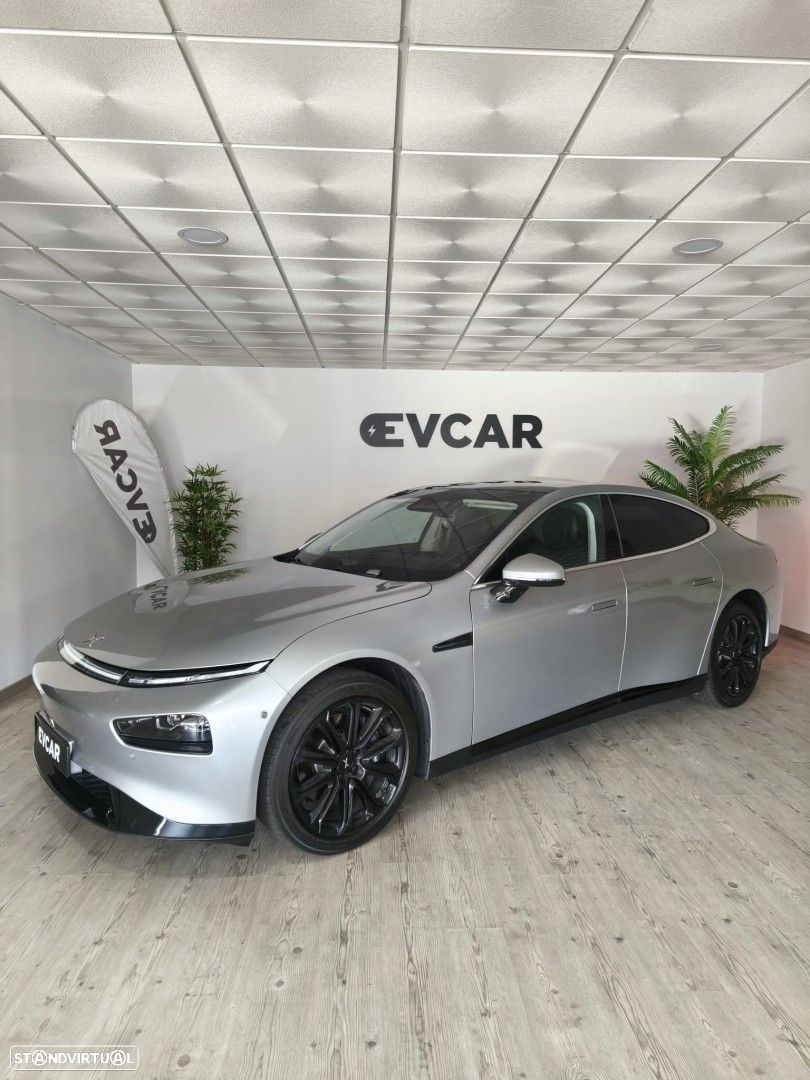 Xpeng P7i 86.2 kWh Long Range - 12