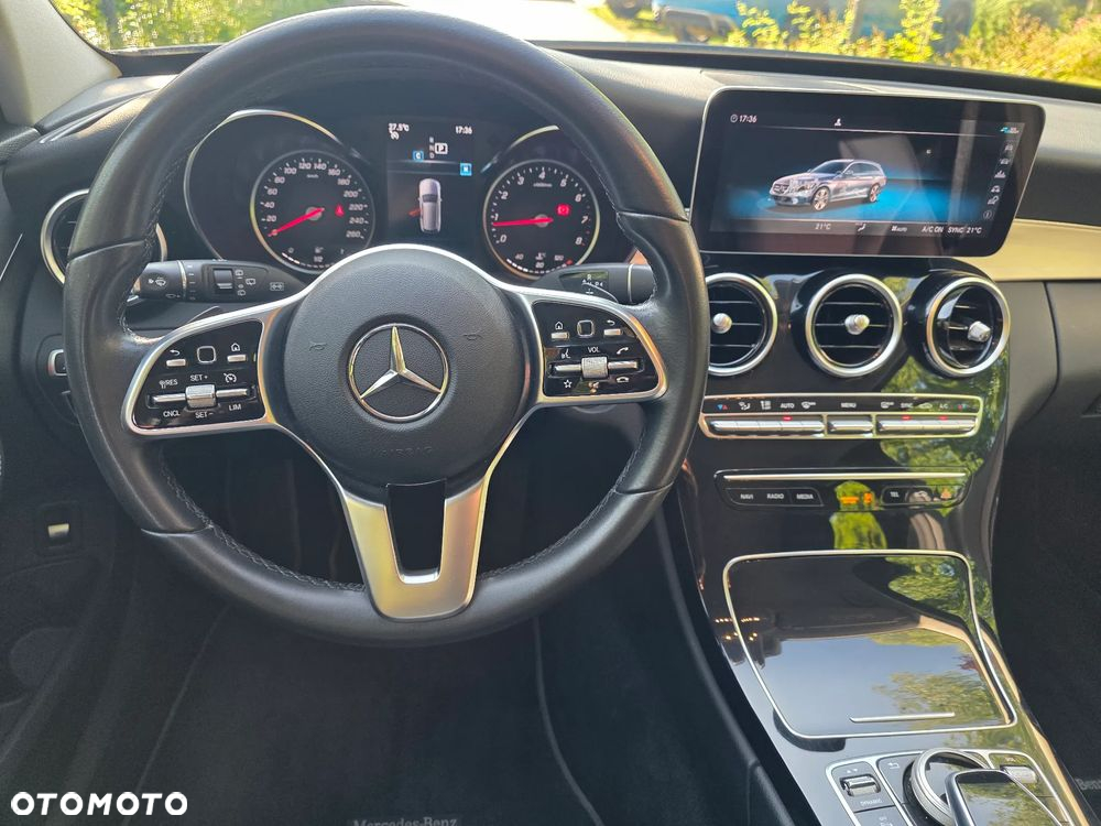 Mercedes-Benz Klasa C 180 9G-TRONIC - 16
