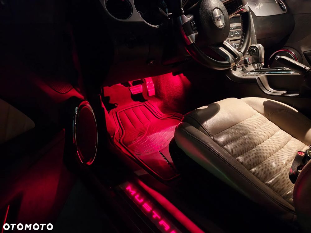 Ford Mustang 3.7 V6 Premium - 21