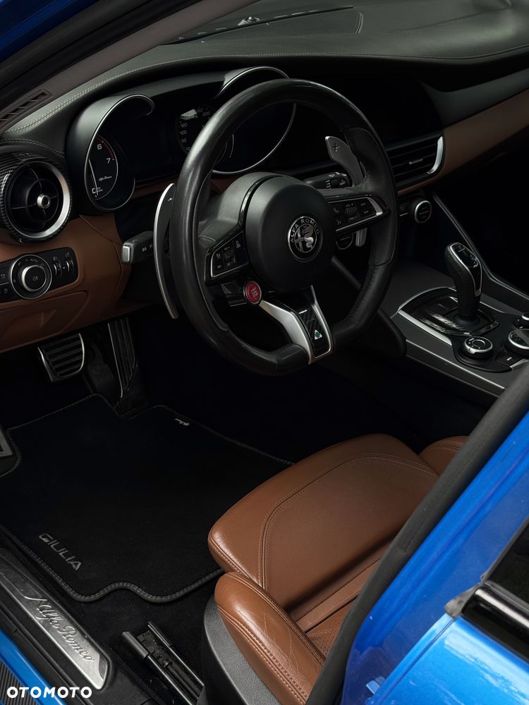 Alfa Romeo Giulia 2.0 Turbo Veloce Q4 - 15