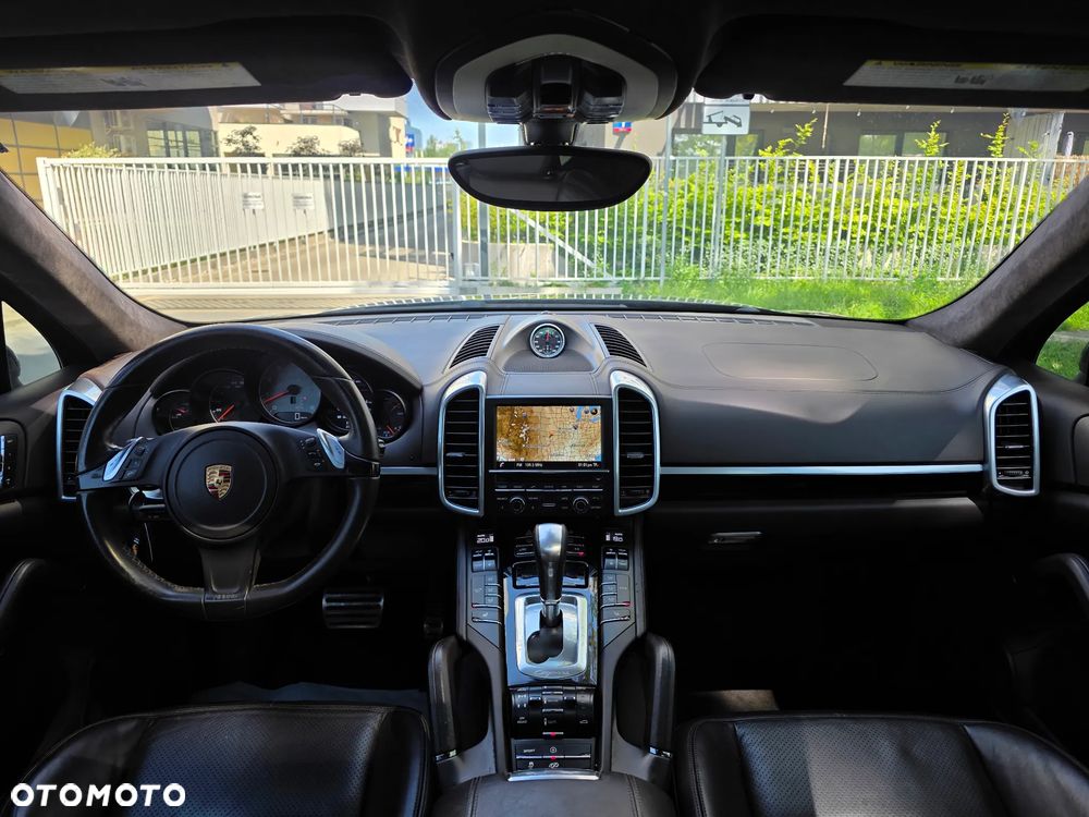 Porsche Cayenne GTS Tiptronic S - 9