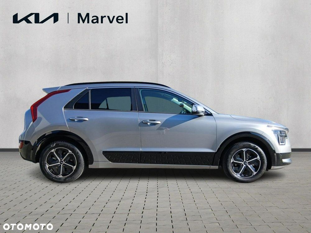 Kia Niro 1.6 GDI Hybrid L - 6