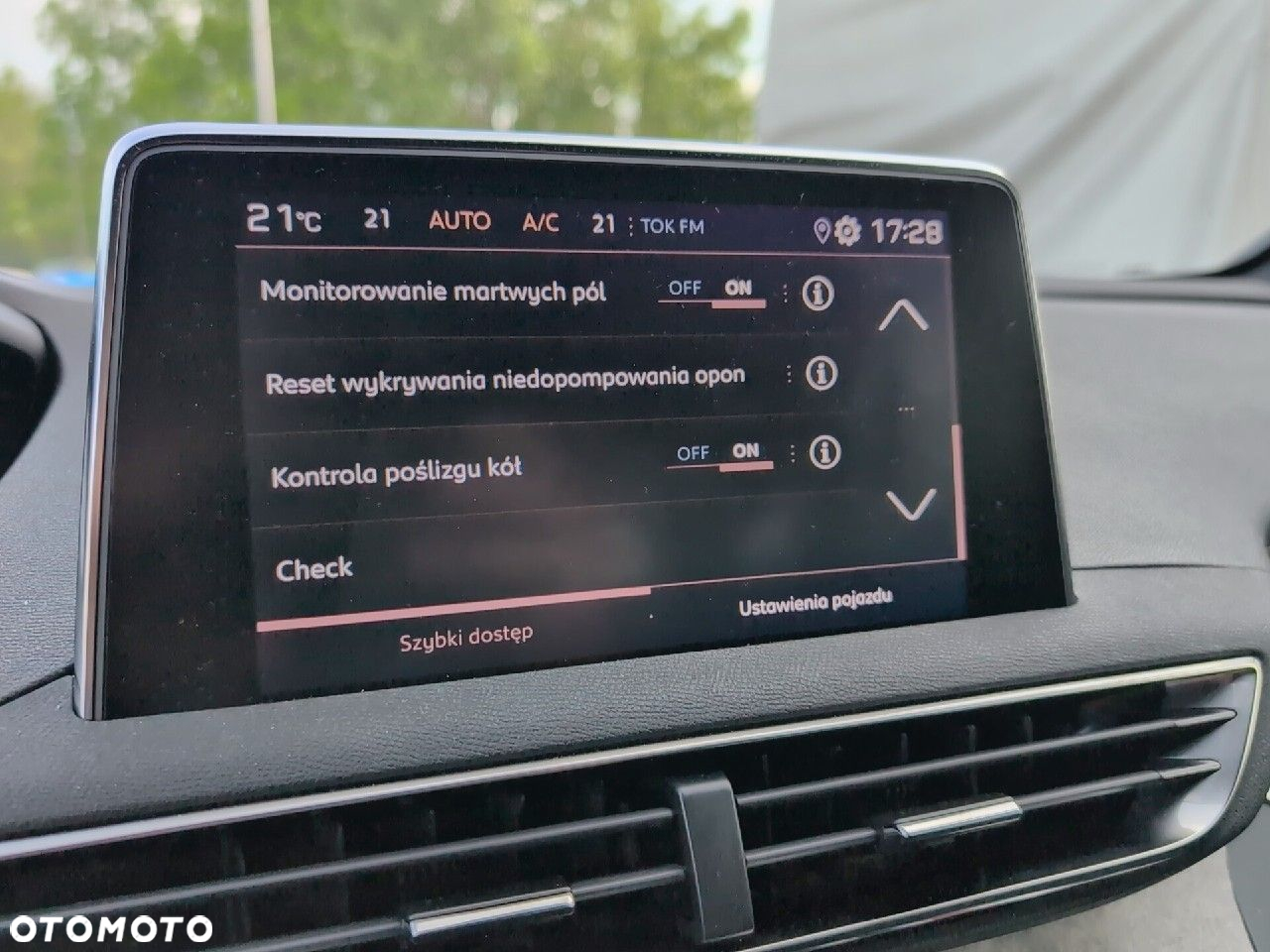 Peugeot 5008 - 21